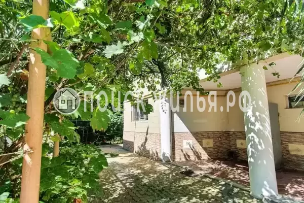 «У Татьяны», Хоста