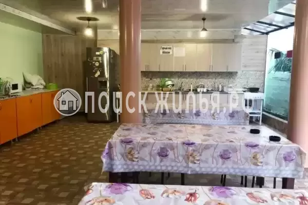 «Эмма», Адлер