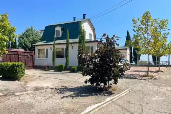 Гостевой дом «Джур-джур», Республика Крым, Алушта, Курортная, д. 3Г