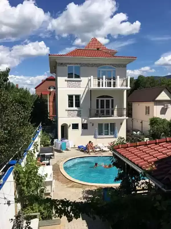 Гостевой дом «Оазис-юг», Краснодарский край, Геленджик, Красногвардейская, д. 19