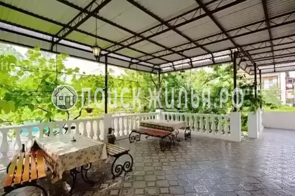 «Белый дом», Кабардинка