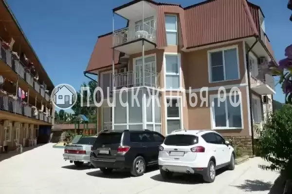 Гостевой дом «Солнечный», Республика Крым, Феодосия, Строительная, д.13А Гостевой дом «Солнечный», Республика Крым, Феодосия, Строительная, д.13А