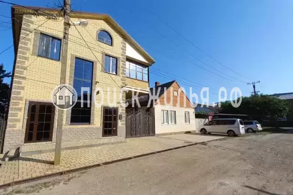 Апартаменты, Калинина, д.111, Ейск Апартаменты, Калинина, д.111, Ейск