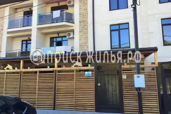 Апартаменты «Ять-Хаус», Лазаревское