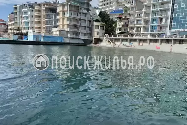 Отель «Laguna», Утёс