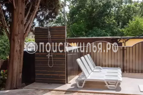 «L-Hotel», Лазаревское