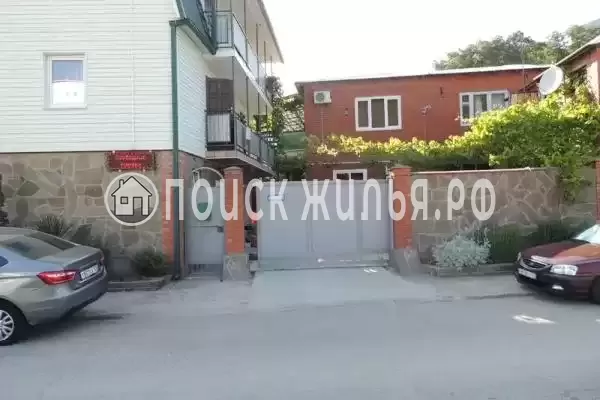 «Южный двор», Ольгинка «Южный двор», Ольгинка