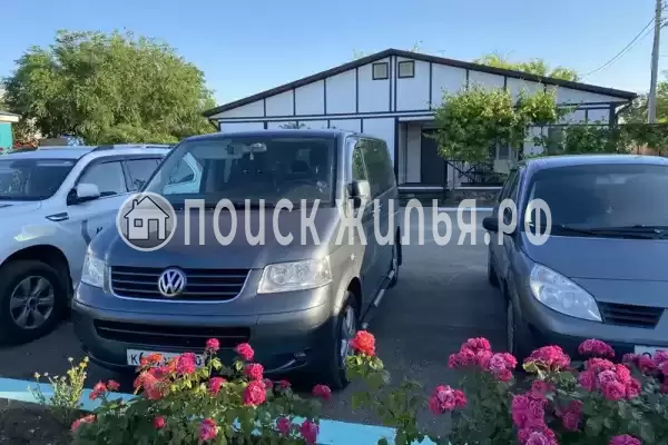 «На Коммунистической», Кучугуры «На Коммунистической», Кучугуры