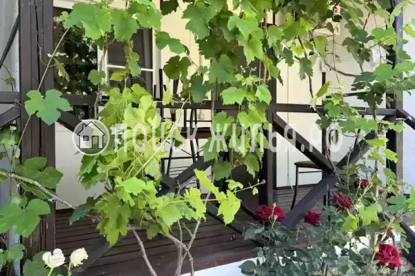 «На Коммунистической», Кучугуры «На Коммунистической», Кучугуры