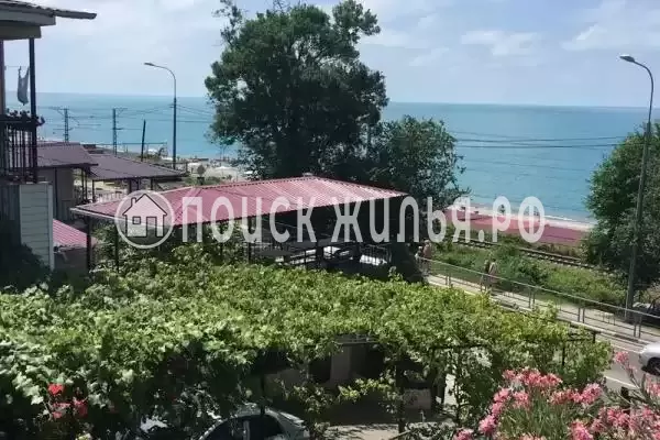 «Аквамарин», Лоо