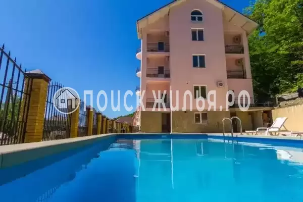 «Триумф», Дедеркой