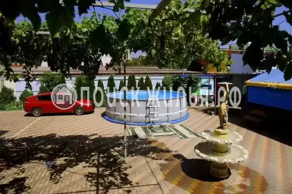 «Вояж», Сукко