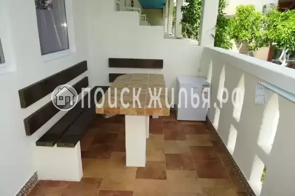 Отель «Бунгало», Лдзаа Отель «Бунгало», Лдзаа