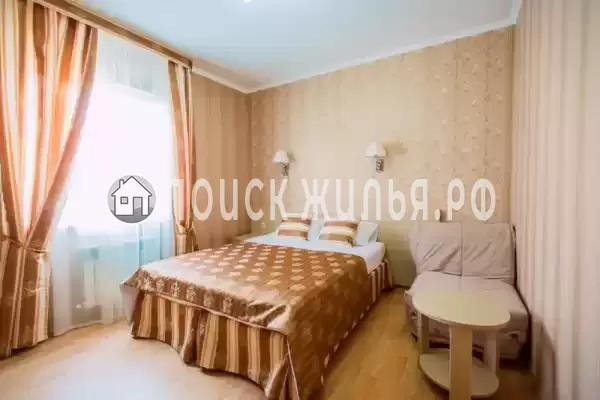 «Лора», Адлер