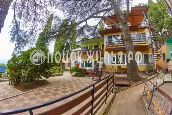 «Кипарисовый рай», Алупка