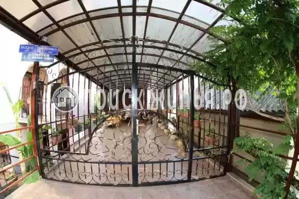 «В гостях у Валентины», Лоо «В гостях у Валентины», Лоо