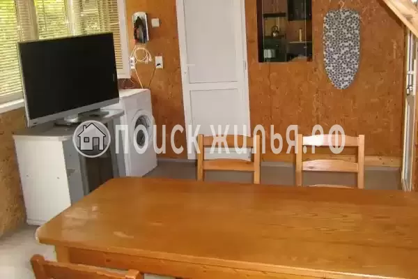 Частный сектор «Домик под ключ двухкомнатный», Лоо