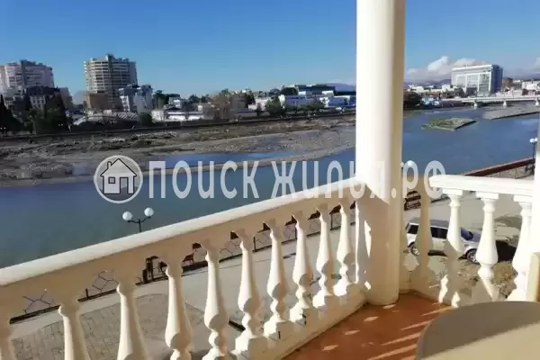 «В гостях у Марка», Адлер