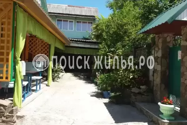 «На Фруктовой», Вардане