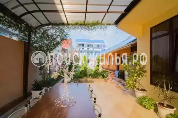 «У Зои», Адлер