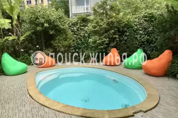 «Банановый рай», Адлер