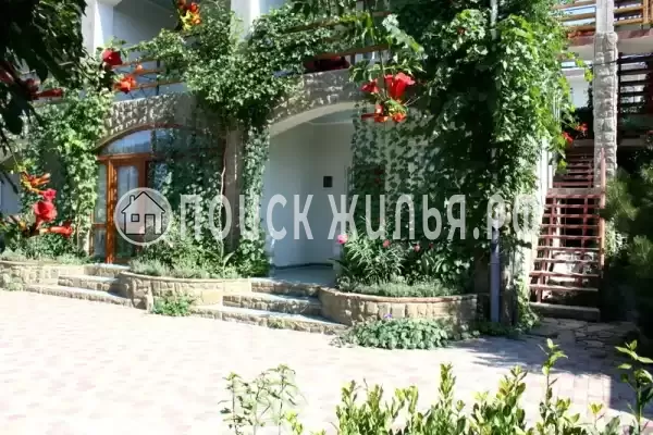 Гостевой дом «Бунгало у Романа», Судак