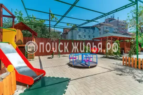 «Малахит», Адлер