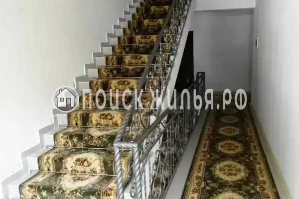 «Элеонора», Лоо