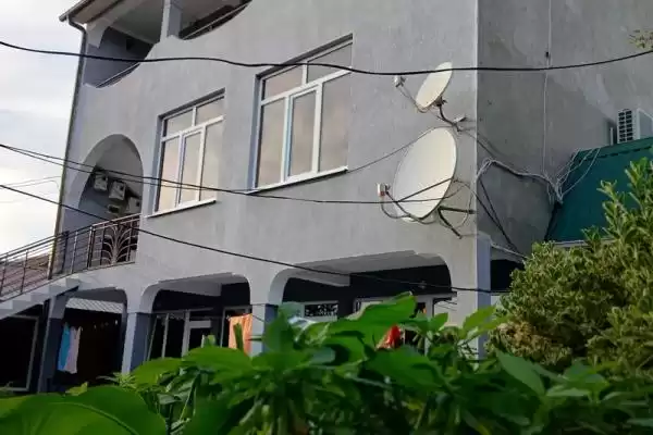 Гостевой дом «Арина», Республика Абхазия, Лдзаа, Нозадзе, д. 62Б"/1