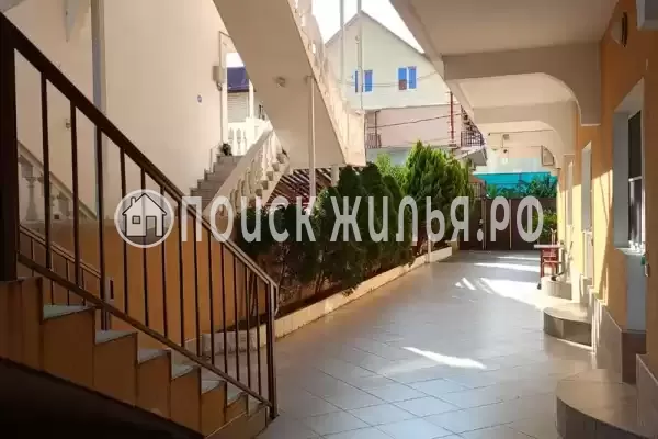 «Эмилия», Лоо «Эмилия», Лоо