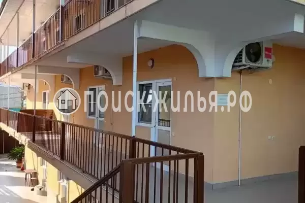 «Эмилия», Лоо «Эмилия», Лоо