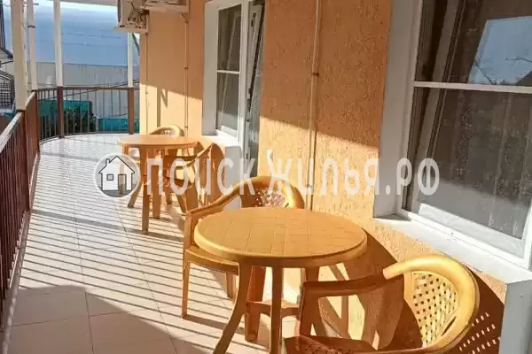 «Эмилия», Лоо «Эмилия», Лоо