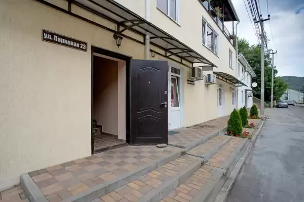 Гостевой дом «GardenTown», Краснодарский край, Новомихайловский, Парковая, д. 23