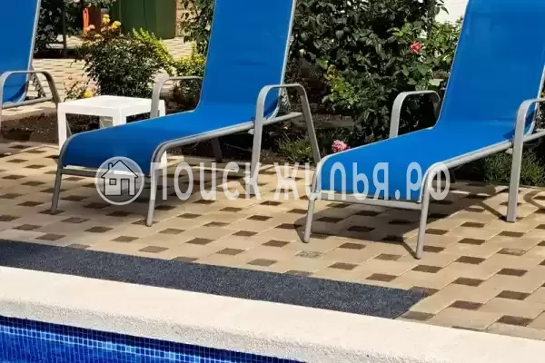 Отель «Изумруд», Дивноморское