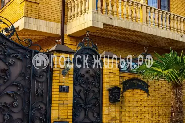«Золотая подкова», Адлер