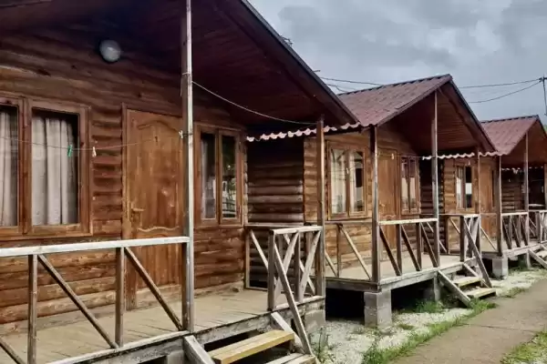 Частный сектор «Домики у моря», Республика Абхазия, Лдзаа, Речная, д. 42