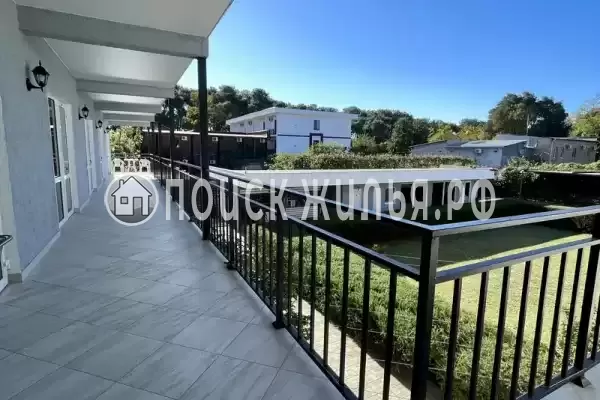 Отель «Mandarin Hotel», Пицунда