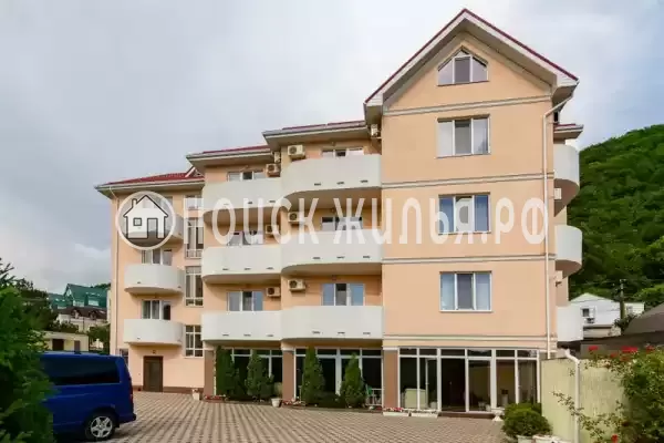 «Адмирал», Небуг