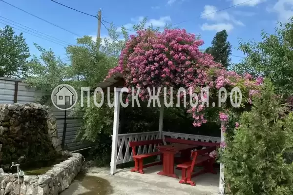 Гостевой дом, пр-кт Аиааира, д.290, Сухум Гостевой дом, пр-кт Аиааира, д.290, Сухум