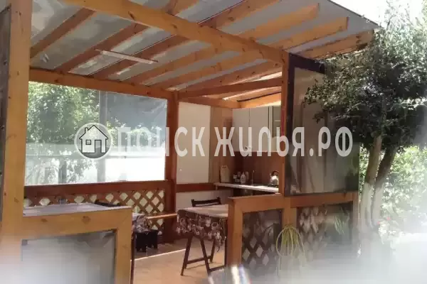 «Ананас», Адлер