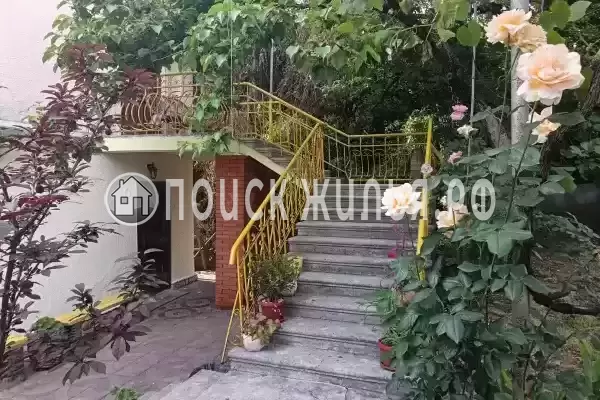 Гостевой дом «Белый Волк », Сухум