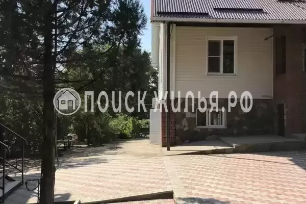 «Под соснами», Джубга