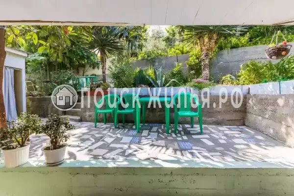 «Лотос», Лоо