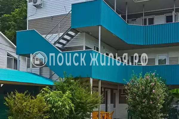 «Пиламида», Пляхо