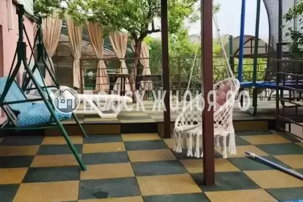 «У Капитана», Вардане