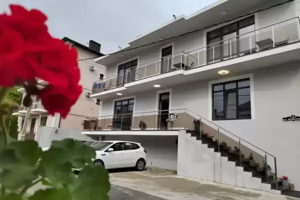 Гостевой дом «Сара», Краснодарский край, Кабардинка, Надымский переулок, д. 5