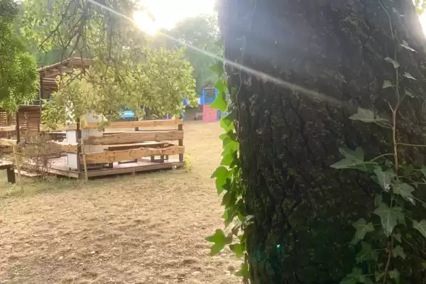 Частный сектор «Домики на берегу пруда»