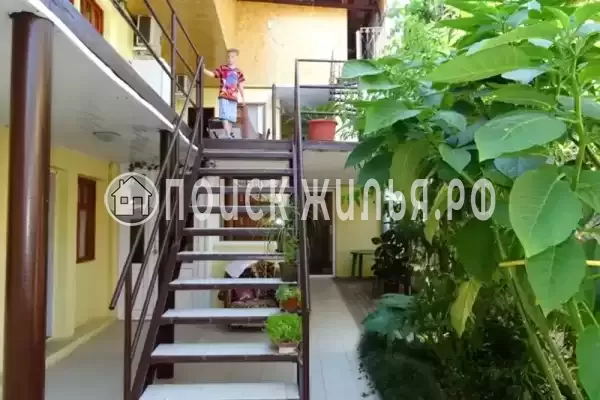 Частный сектор «У Мадины», Республика Абхазия, Гагра, 1-й переулок Сосналиева, д.3А Частный сектор «У Мадины», Республика Абхазия, Гагра, 1-й переулок Сосналиева, д.3А