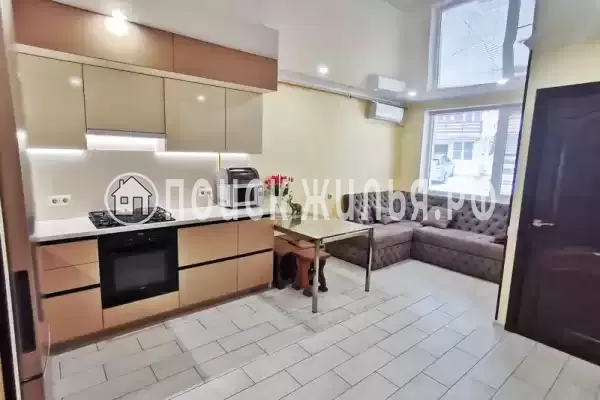 Частный сектор «Таунхаус на Фонтанном», Небуг