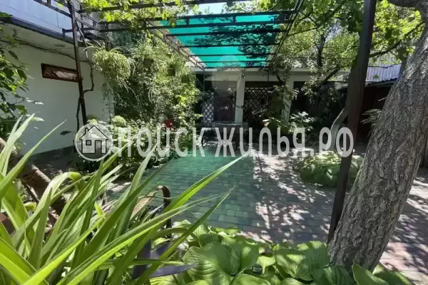 «Уют», Республика Крым, Феодосия, пер. Красный, д.3 «Уют», Республика Крым, Феодосия, пер. Красный, д.3